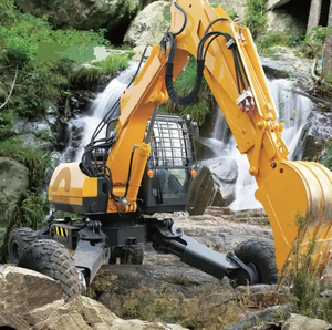 Nueva Excavadora Móvil Spider ET112 con Cucharón, Características Especiales Incluyendo Motor, Bomba, Caja de Cambios y Engranajes - Product Image 5