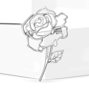 Broche de Flor de Rosa Simple y Elegante con Diseño Tallado para Fiesta, Boda, Insignias Bordadas, Accesorios de Ropa, Pin, Regalos - Product Image 4