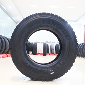 Neumáticos Landlux para Todas las Estaciones 315/80R22.5, Confiables y Versátiles para las Necesidades de Vehículos, Radiales para Remolques y Camiones Comerciales - Product Image 1