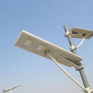 <span class=keywords><strong>Precio</strong></span> más <span class=keywords><strong>bajo</strong></span> Panel solar Poly Powered Solar Street Light IP65 Integrado Sensor de movimiento de alto lumen Iluminación de inundación Carretera al aire libre - Product Image 1