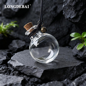 Nuevo Producto: Botella de Perfume para Coche Colgante de Vidrio Vacía de 8ml y 10ml con Tapa de Madera, en Stock - Product Image 2