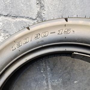 Neumático y Rueda de Motocicleta 130/90-15 130 90 15 en Venta - Product Image 5