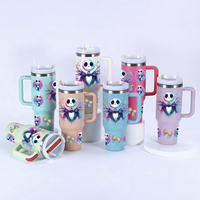 Plus de 400 000 designs – Autocollants 3D en PET UV DTF pour gobelets de 40 oz, motifs de dessins animés, pour fans de sport, autocollants étanches pour gobelets à poignée
