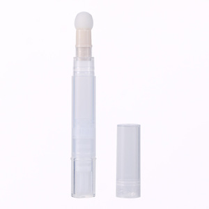 Custom Made <b>Lip</b> Gloss Stick Tube Transparent Plastic Cosmetic Packaging 22.846ml Refillable For Makeup Application - Product Image 3