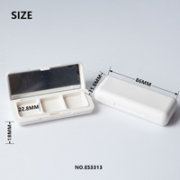 Palette de maquillage vide en plastique blanc mat 3 compartiments 18 mm avec logo personnalisé pour fards à paupières et anticernes, avec miroir