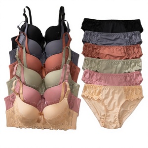 Ensemble soutien-gorge push-up halter rembourré sans couture respirant en dentelle une pièce et culotte string sexy, bonnet 3/4 uni teint - Product Image 2