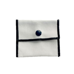 Tamaño personalizado blanco Calico algodón polvo cordón bolsa pequeño gran logotipo impreso joyería muselina bolsas reciclables pulseras en blanco - Product Image 4