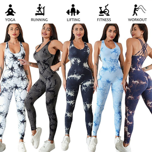 Vente en gros de combinaisons d'entraînement sexy teintées à motifs sans couture pour femmes, shorts et leggings de yoga personnalisés à bretelles dans le dos - Product Image 6
