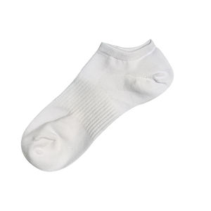 Chaussettes de couleur unie à <span class=keywords><strong>taille</strong></span> mince pour hommes, chaussettes blanches absorbant la sueur, printemps et été - Product Image 1