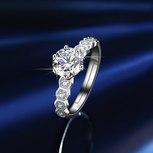 <span class=keywords><strong>Anello</strong></span> di Diamanti Moissanite D-color <span class=keywords><strong>da</strong></span> <span class=keywords><strong>1</strong></span> <span class=keywords><strong>Carato</strong></span>, Design a Nido d'Ape, Regolabile, per Matrimonio, <span class=keywords><strong>con</strong></span> Certificato GRA - Product Image 2