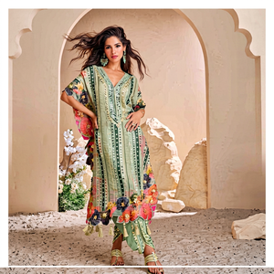 Caftan d'hiver élégant fabriqué à la main conception Shalwar Kameez robe en soie de Viscose Gota Patti tulipe miroir travail indien pakistanais - Product Image 1