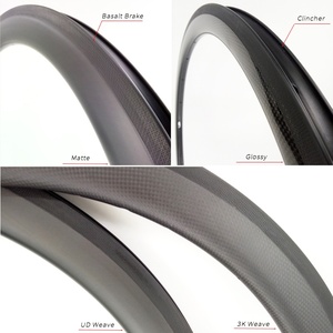 Approvisionnement direct d'usine 700C 23mm largeur <span class=keywords><strong>38mm</strong></span> 50mm 60mm <span class=keywords><strong>jante</strong></span> à pneu en <span class=keywords><strong>carbone</strong></span> UD 3K frein de basalte intérieur 16mm <span class=keywords><strong>jante</strong></span> de vélo de route large - Product Image 4