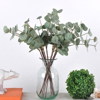 Petite plante artificielle d'eucalyptus A-512, feuilles d'eucalyptus PU au toucher réel, feuilles de Dollar en argent