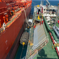 Fender pneumatique gonflable en caoutchouc pour l'amarrage des navires, des ferries et des yachts