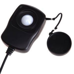 เครื่องวัดความสว่าง-โฟโตมิเตอร์ <span class=keywords><strong>FLUKE</strong></span> <span class=keywords><strong>941</strong></span> พร้อมจอ LCD วัดได้ 2.5 ตัวอย่าง/วินาที ความแม่นยำในการวัดซ้ำ 3% อุณหภูมิการทำงาน -10°C ถึง 50°C - Product Image 4