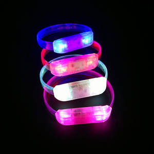 라이트 업 LED 손목 밴드 사용자 정의 사운드 활성화 LED 라이트 팔찌 콘서트 - Product Image 2