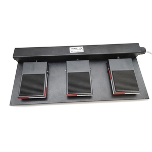 Interruptor de Pedal Triple XURUI XF1T 10A 250V, Diseño 3pdt, Protección IP54, Certificado TUV/CE - Product Image 1