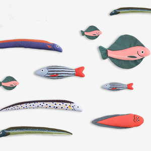 Juguete Masticable de Hierba Gatera con Forma de Pez para Gatos, Juguete para Eliminar el Aburrimiento, Tamaño Mediano, Empaque en Bolsa de Polietileno, Origen Zhejiang - Product Image 3
