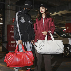 Sac de sport grande capacité, sac de voyage à bandoulière, sac de week-end en PU imperméable, sac de voyage à courte distance, sac de voyage à motif géométrique - Product Image 2