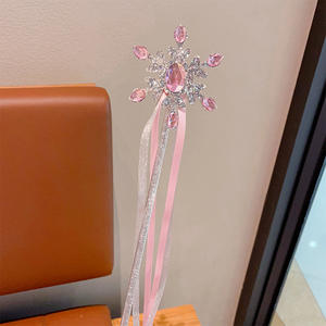 Serre-tête princesse <span class=keywords><strong>pour</strong></span> petite fille, un accessoire de <span class=keywords><strong>coiffure</strong></span> extrêmement éthéré et magnifique <span class=keywords><strong>pour</strong></span> une petite fille. - Product Image 4