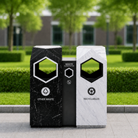 Poubelle de recyclage géométrique moderne à motif marbré en métal, bac à déchets au design personnalisé pour projet de bâtiment commercial