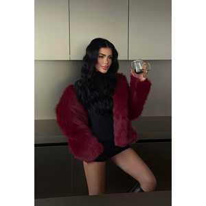 Abrigos de Piel Sintética para Mujer Bordeaux Rufina Krk, Prendas Exteriores Elegantes y Lujosas - Product Image 4