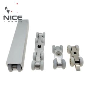 Le <span class=keywords><strong>rail</strong></span> <span class=keywords><strong>coulissant</strong></span> d'alliage d'aluminium résistant roule la glissière de voie de porte de conception moderne <span class=keywords><strong>pour</strong></span> la porte coulissante - Product Image 1