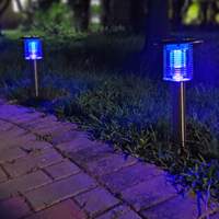 Lampe solaire anti-moustique solaire répulsif à la lumière intelligente pour contrôler les insectes de pelouse et les insectes.
