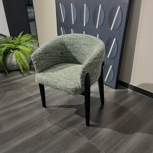 Chaise de salle à manger en bois massif de hêtre épaissi, style minimaliste de luxe, avec accoudoirs en tissu, pour la maison, la cuisine, le restaurant, l'hôtel, la salle de réunion - Product Image 1