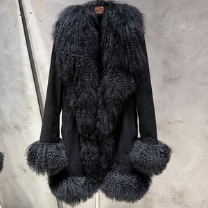 <span class=keywords><strong>Cappotto</strong></span> Invernale in Vera Pelle Scamosciata <span class=keywords><strong>Verde</strong></span> Scuro con <span class=keywords><strong>Pelliccia</strong></span> di Pecora per Donna, Giacca in <span class=keywords><strong>Pelliccia</strong></span> Mongola - Product Image 4