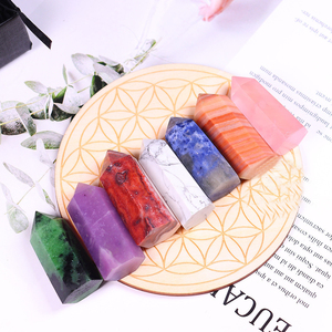 Tongkat titik kuarsa dekorasi rumah kotak hadiah 7 Kristal <span class=keywords><strong>Chakra</strong></span> berbentuk hati batu pecah kristal menyembuhkan <span class=keywords><strong>Set</strong></span> batu mentah alami - Product Image 2