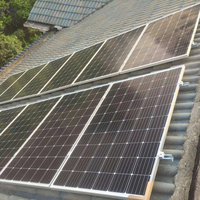 Système de montage solaire pour toitures en tuiles de béton pour projets photovoltaïques commerciaux et industriels, conception modulaire étanche, aménagement flexible, rapide