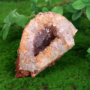 Vente en gros de cristal de haute qualité taillant un trou en agate brute avec géode pour l'artisanat du cristal - Product Image 6