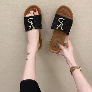 Luxury Custom Women's Quilted Flat <b>Slide</b> Slippers Gold Metal Buckle Designer Outdoor Slippers Wholesale High-End Fashion <b>Slides</b> - Product Image 5