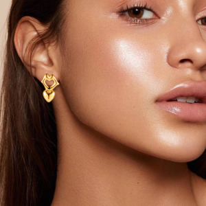 ต่างหู HOVANCI รูปหัวใจแบบกลวง ทำจากสแตนเลสสตีลกันน้ำ ชุบทอง 18K PVD - Product Image 3