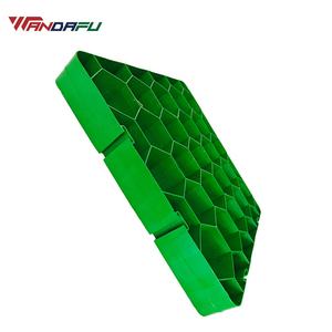 Dalles de pavage perméables <span class=keywords><strong>en</strong></span> HDPE à emboîtement avec surface <span class=keywords><strong>en</strong></span> nid d'abeille pour le renforcement et la stabilisation des routes - Product Image 1