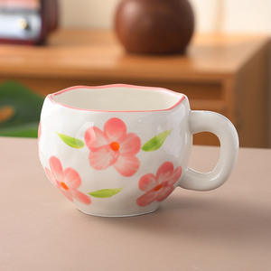 Tasse à café et gobelet en céramique peints à la main <span class=keywords><strong>de</strong></span> style coréen Chaozhou - Design adorable pour les cadeaux d'anniversaire <span class=keywords><strong>ou</strong></span> <span class=keywords><strong>de</strong></span> fête - Product Image 6
