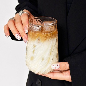 Exquisitos vasos <span class=keywords><strong>de</strong></span> <span class=keywords><strong>vidrio</strong></span> texturizados resistentes al frío y al calor para jugo <span class=keywords><strong>de</strong></span> fruta <span class=keywords><strong>de</strong></span> cola <span class=keywords><strong>de</strong></span> té con leche - Product Image 6