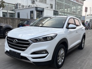 <span class=keywords><strong>Hyundai</strong></span> <span class=keywords><strong>Tucson</strong></span> Modelo <span class=keywords><strong>2015</strong></span>, Transmisión de Doble Embrague Turbo de 1.6, Tracción en Dos Ruedas, Acabado Inteligente, Excelente Auto en Venta - Product Image 4