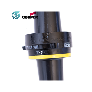 Conector de cable de subestación de alta tensión Cooper 15kV 200A con buje insertable para transformador sumergido en aceite y conector de corte de carga - Product Image 2