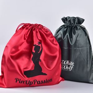 Sac à perruque vintage brodé fait main en satin écologique durable avec cordon de serrage, sac à main tendance pour toutes les saisons, réutilisable - Product Image 1