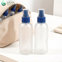 Flacon pulvérisateur carré vide en PET avec pompe à brume fine pour tonique visage, crème contour des yeux, échantillon, emballage cosmétique, logo personnalisé, couleur personnalisée