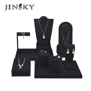Jinsky Vente en gros Ensemble de présentoirs à bijoux en microfibre, présentoirs à bagues, présentoirs à colliers, présentoirs à bracelets, couleur beige, présentoir noir - Product Image 4