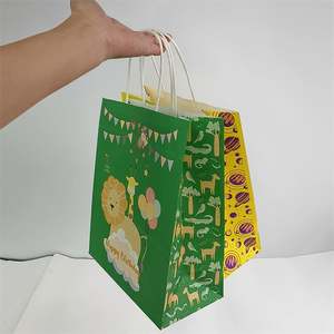 Vente en gros de sacs en papier kraft blanc de luxe 22*11*27cm pour bougies et artisanat, pour cadeaux de remerciement - Product Image 2