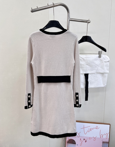 Elegante Vestido de Punto con Detalle de Botones para Mujer, Ribete Acanalado, Múltiples Bolsillos, Manga Larga, Vestido Tipo Suéter para Uso Diario - Product Image 2