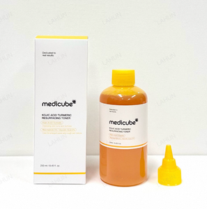Tónico Facial medicube con Ácido Kójico y Cúrcuma 250ml, Tónico Exfoliante Aclarante Coreano, Reduce Manchas Oscuras, Unifica el Tono de Piel, Suave - Product Image 3