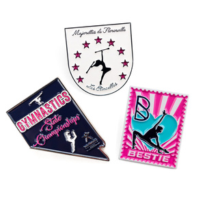Custom Dance Gymnastiek Voetbal Email Pins Sport Serie Voetbal Reversspelden Metalen Badge Broche <span class=keywords><strong>Pin</strong></span> Cadeau Voor Fans - Product Image 4