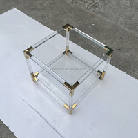 Table basse moderne en acier inoxydable, acrylique et verre avec accents dorés, design luxueux, meubles durables pour le salon, pour un usage domestique