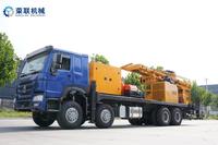 Débarrassé du réseau. Foreuse de puits d'eau montée sur camion, alimentée au diesel, avec pompe et moteur pour une profondeur de 200 m, capable de franchir tous les terrains