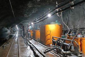 Mousse d'injection en polyuréthane hydrophobe, scellant pour l'eau, pour la <span class=keywords><strong>réparation</strong></span> des fissures dans le béton et le contrôle des fuites - Product Image 3